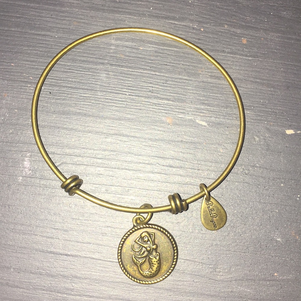 Gold Mermaid Bracelet